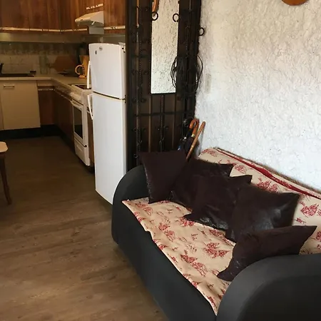 3 Pieces, 6 Pers, Animaux Admis, Parking Châtel